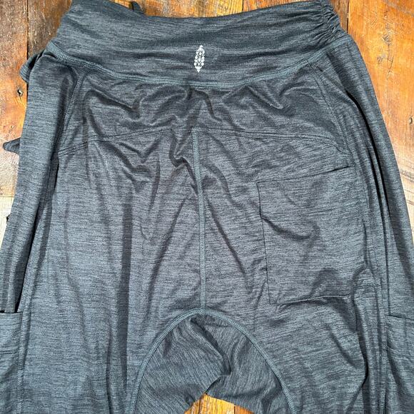 Free People Movement Harem Jogger Pants Size XS Dark Gray - Picture 5 of 8